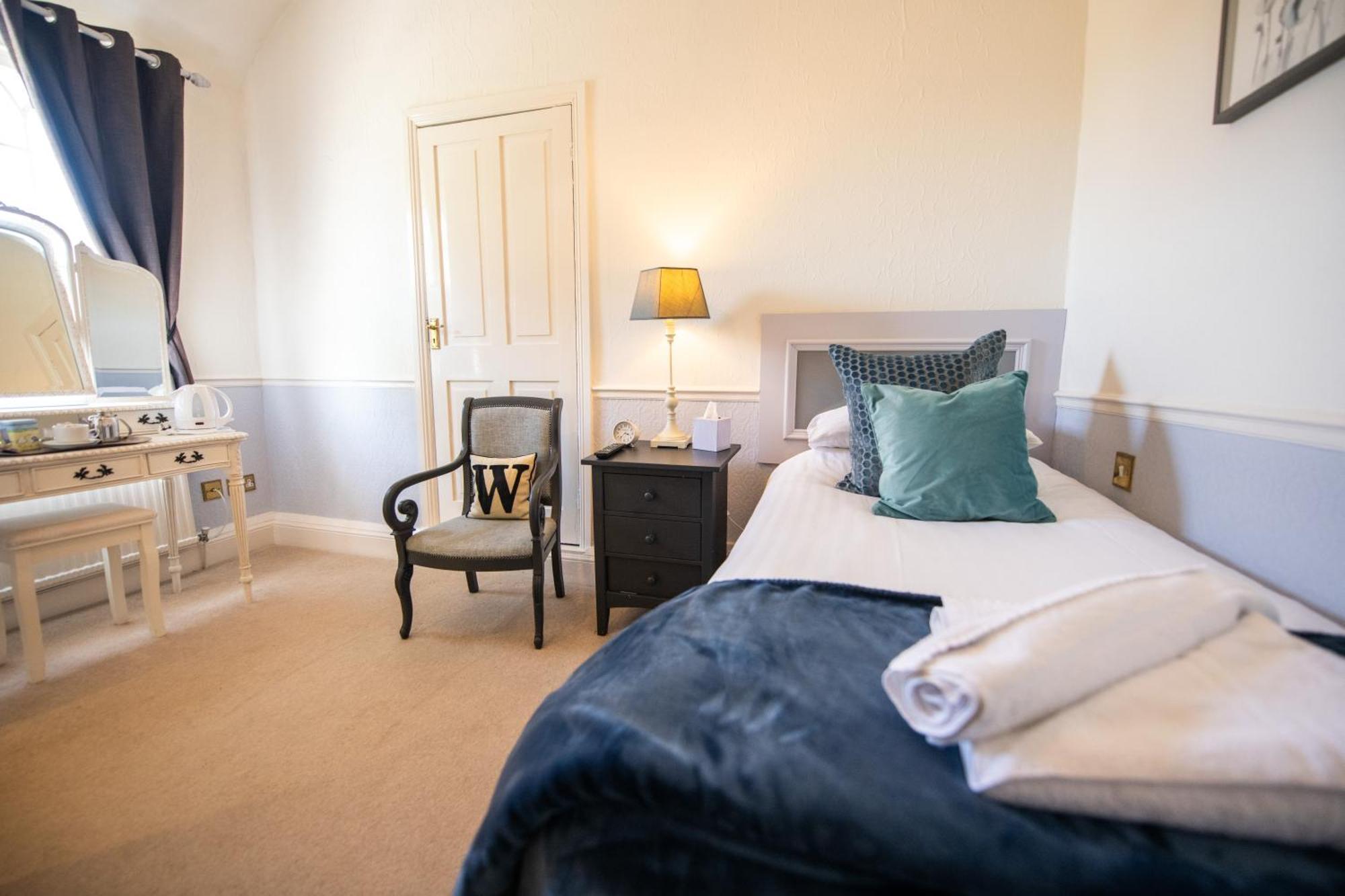 The Woodlands Hotel シドマウス エクステリア 写真